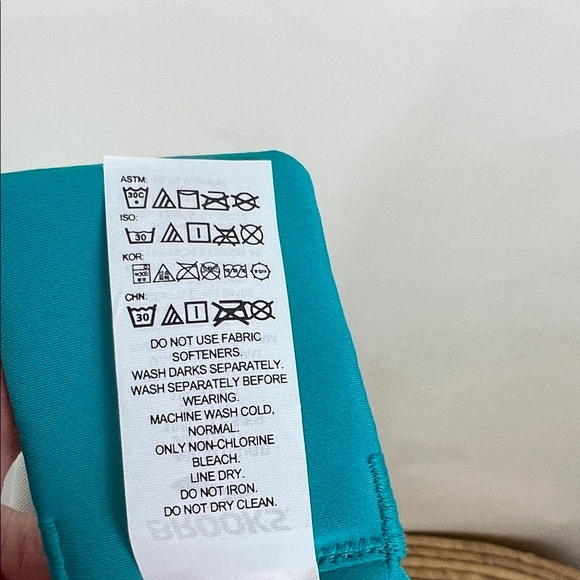 NWT Brooks Run Sports Bra Dare Scoopback 2.0 40 C/D High Impact - Picture 10 of 11